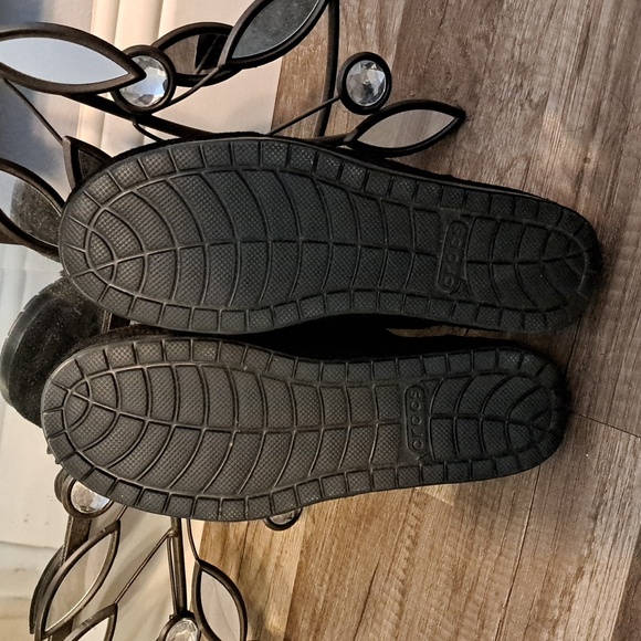 NWOT Suede Crocs - Picture 6 of 6